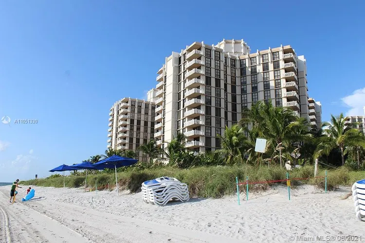 Towers of Key Biscayne #C505 image #29