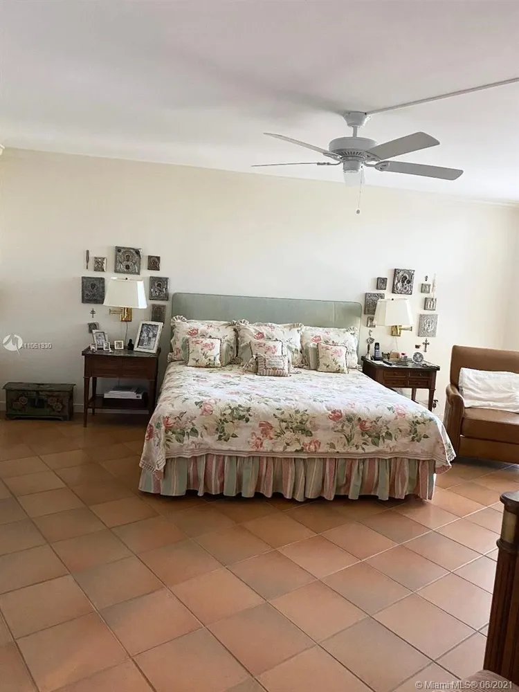 Towers of Key Biscayne #C505 image #8