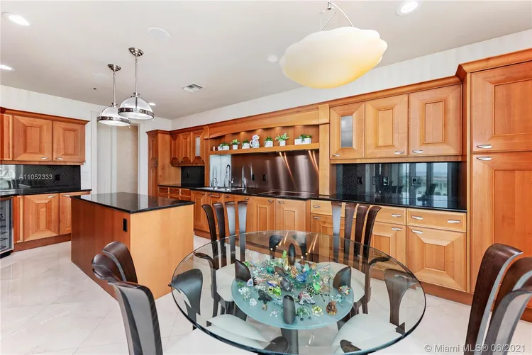 Porto Vita North Tower #1804 image #15