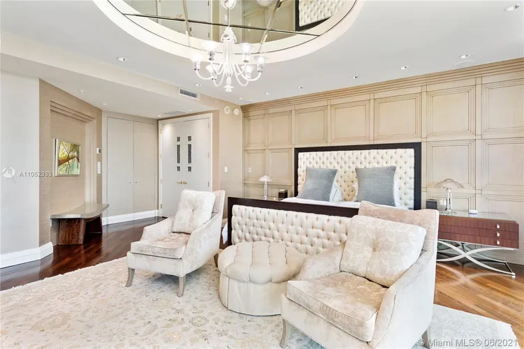 Porto Vita North Tower #1804 image #28