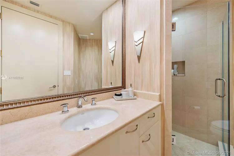 Porto Vita North Tower #1804 image #45