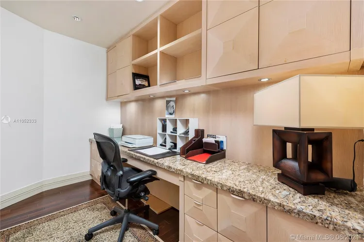 Porto Vita North Tower #1804 image #51