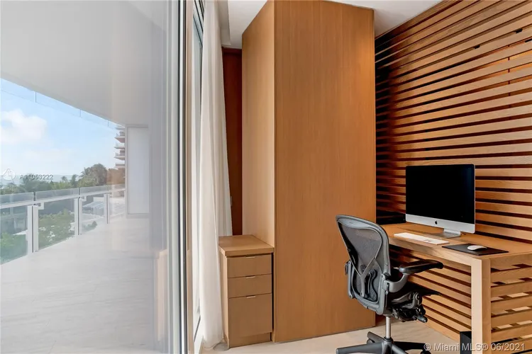 The Surf Club Four Seasons Hotel And Residences #S-309 image #21