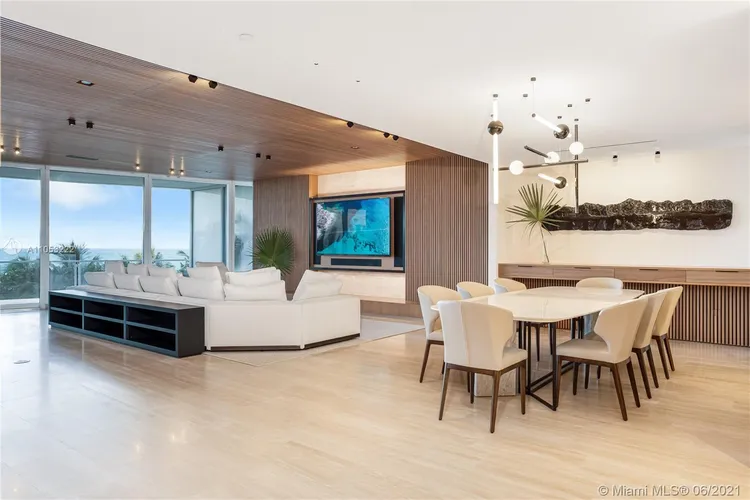 The Surf Club Four Seasons Hotel And Residences #S-309 image #7