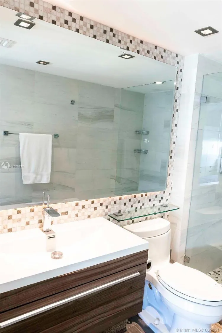 Yacht Club at Portofino #1112 image #6