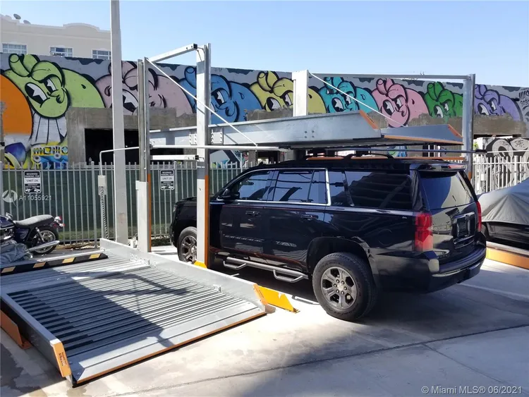 250 Wynwood #2B image #6