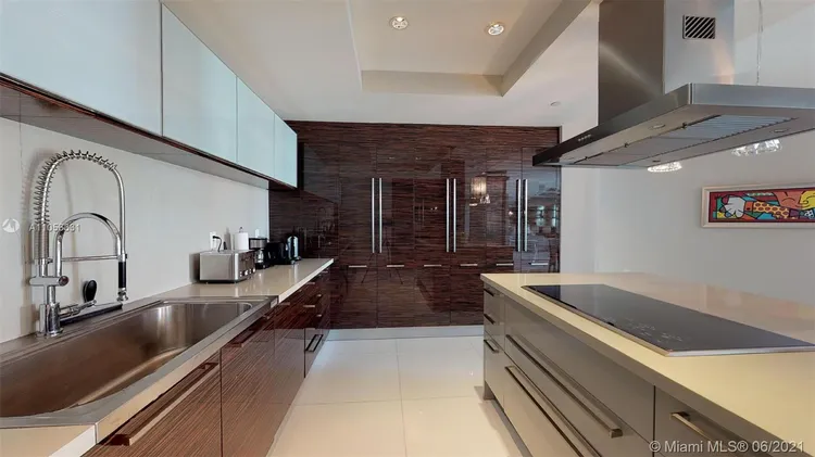 St. Tropez Sunny Isles Beach #2-UPH2 image #18