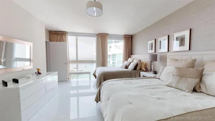 St. Tropez Sunny Isles Beach #2-UPH2 image #22