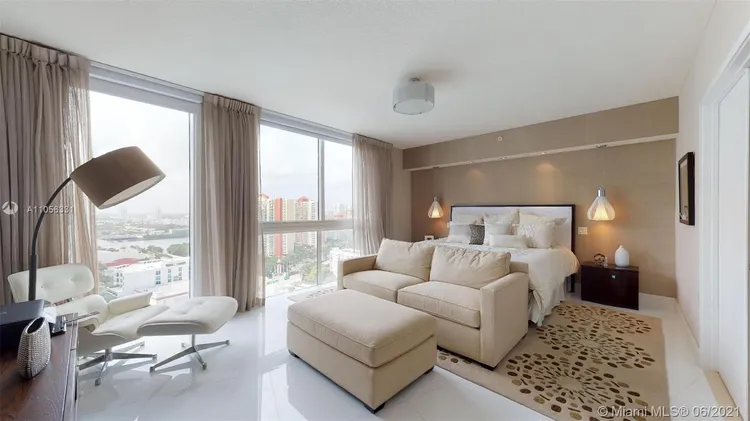 St. Tropez Sunny Isles Beach #2-UPH2 image #6