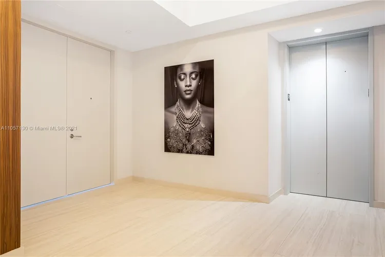 Paramount Miami Worldcenter #PH-5201 image #23