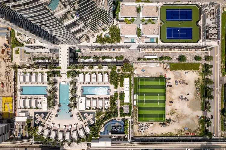 Paramount Miami Worldcenter #PH-5201 image #46