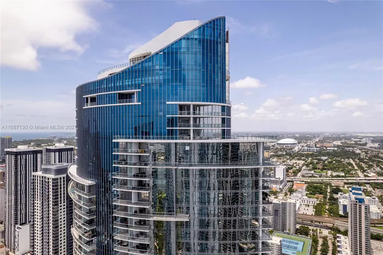 Paramount Miami Worldcenter #PH-5201 image #50