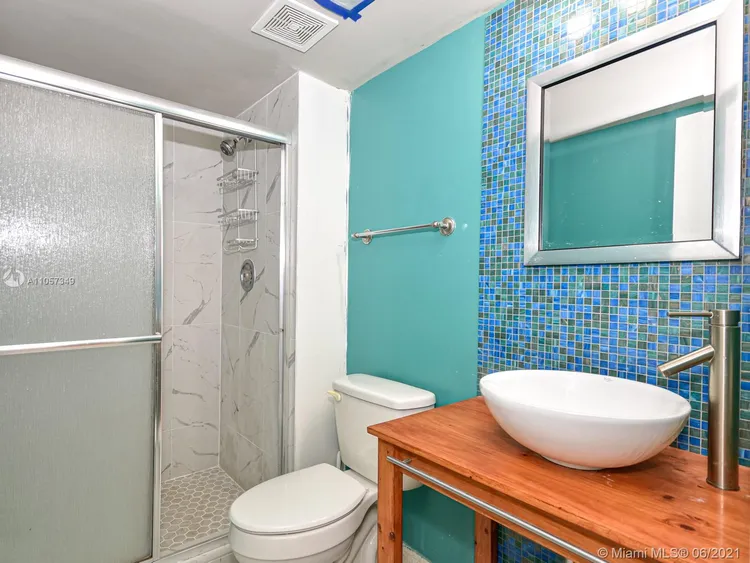 Palm Bay Yacht Club #908 image #14