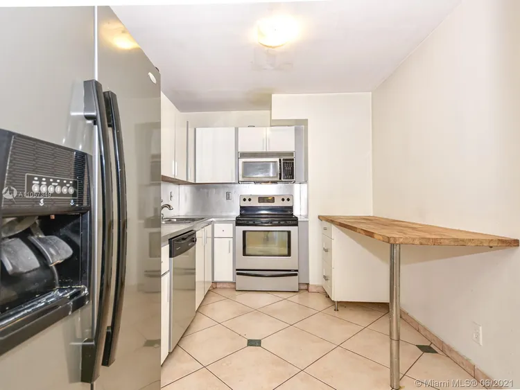 Palm Bay Yacht Club #908 image #6