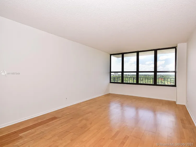 Palm Bay Yacht Club #908 image #7