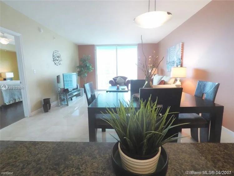 The Club at Brickell #4320 image #12