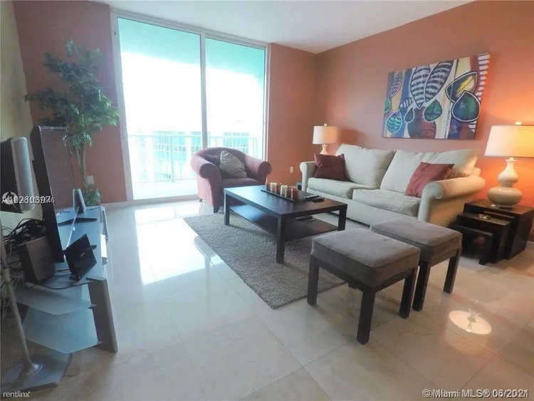 The Club at Brickell #4320 image #6