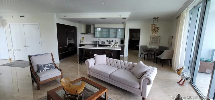 Capri Ana #401 image #10