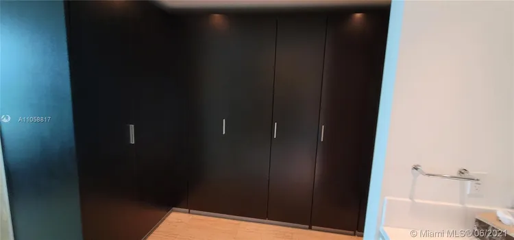 Capri Ana #401 image #14