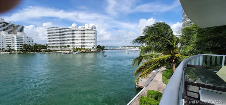 Capri Ana #401 image #32