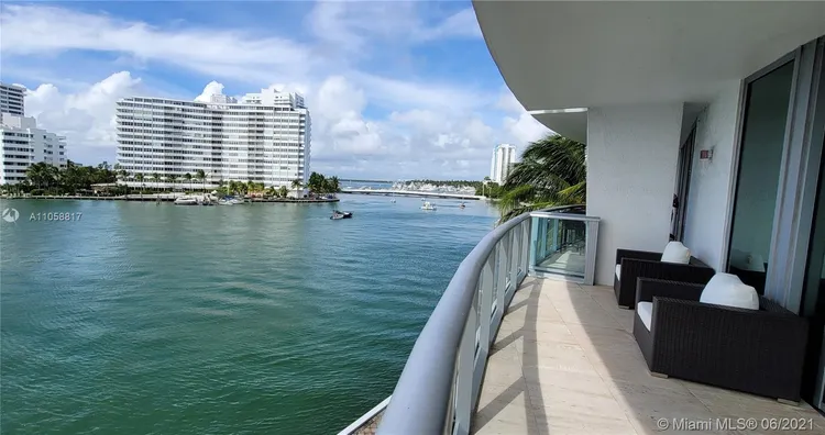 Capri Ana #401 image #40