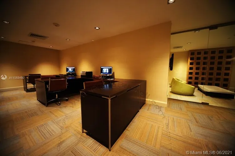 The Plaza on Brickell North #5100 image #37