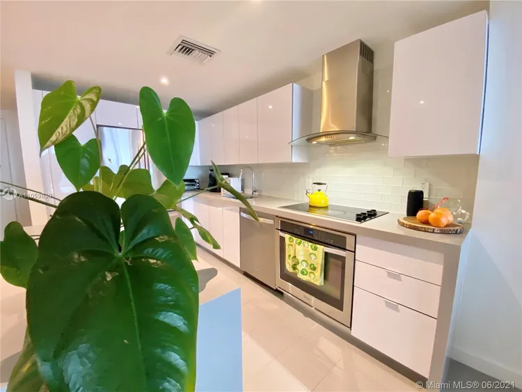 Canvas #1112 image #12