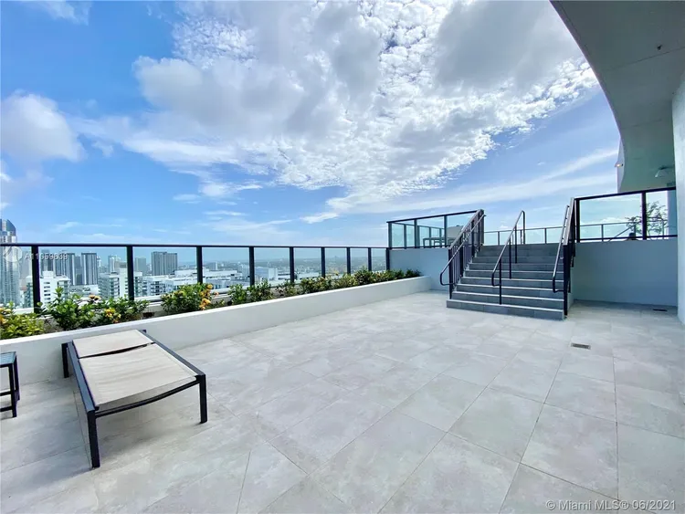 Canvas #1112 image #25