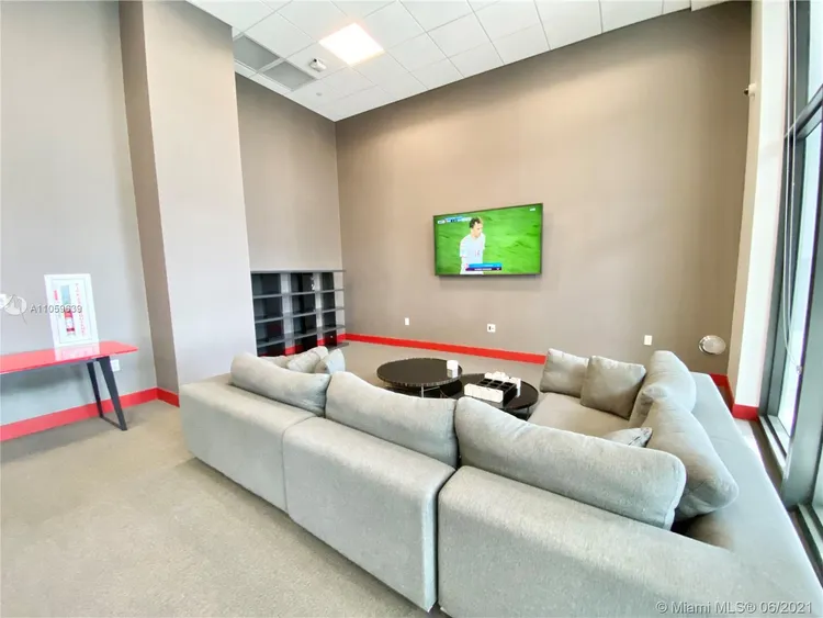 Canvas #1112 image #34