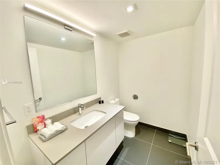 Canvas #1112 image #7