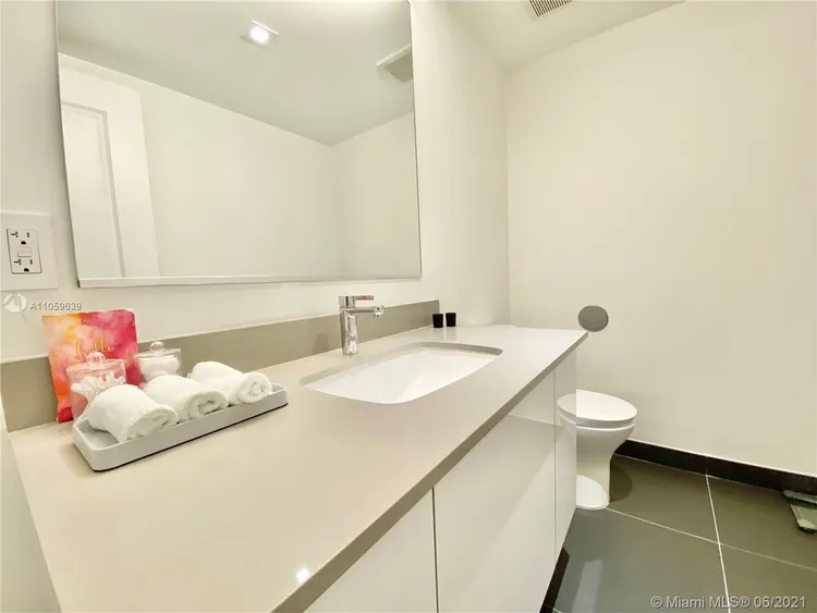 Canvas #1112 image #8