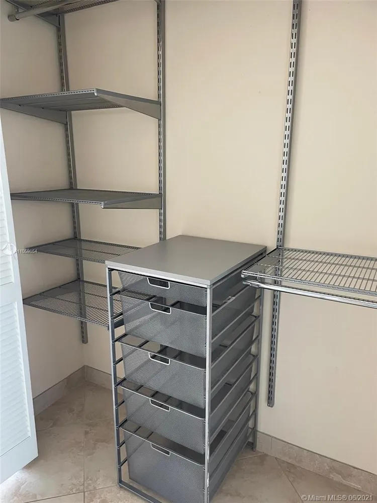 Nordica #1506 image #21