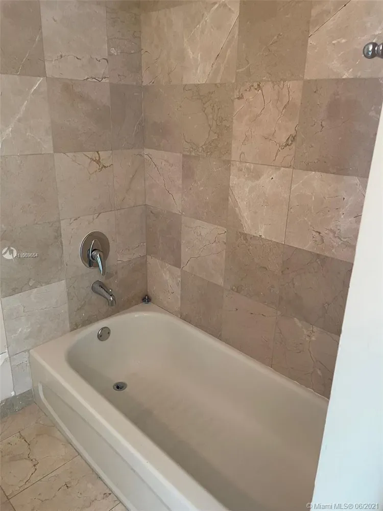 Nordica #1506 image #22