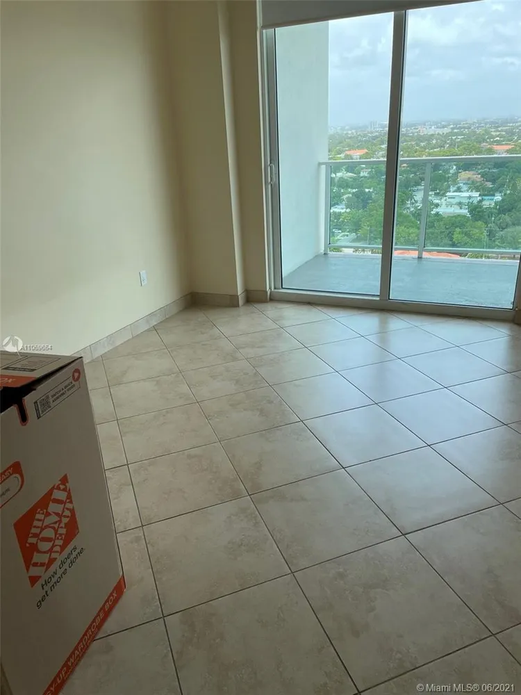 Nordica #1506 image #33