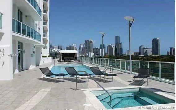 Nordica #1506 image #8