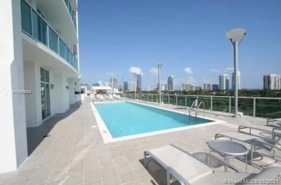 Nordica #1506 image #9