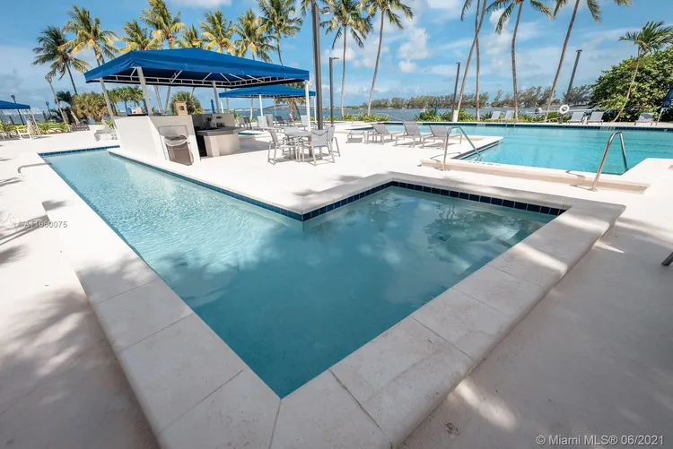 Brickell Bay Club #2604 image #31