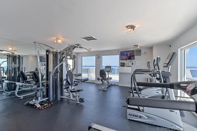 Vantage View #801 image #22