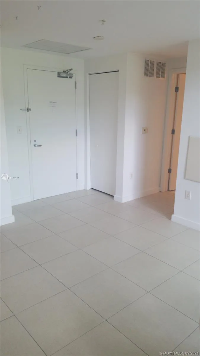 Midblock Condominium #314 image #12