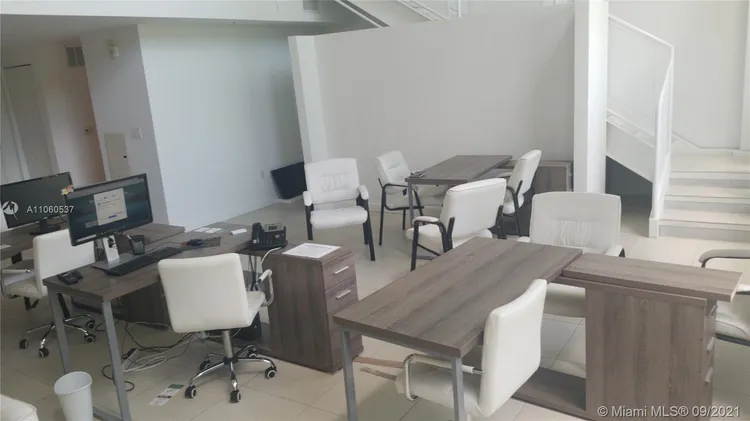 Midblock Condominium #314 image #29