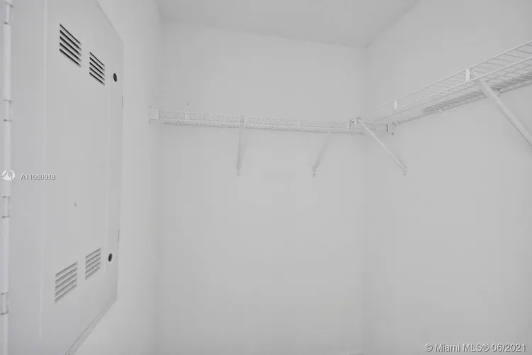 Hyde Midtown #3106A image #18