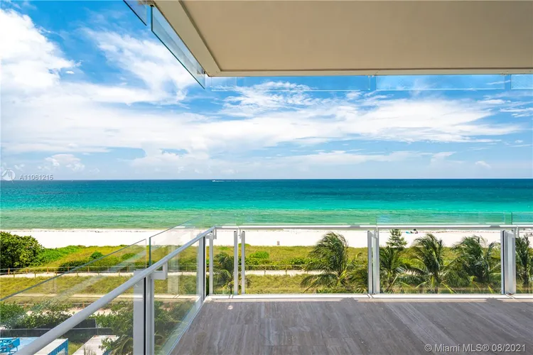 The Surf Club Four Seasons Hotel And Residences #N-521 image #29