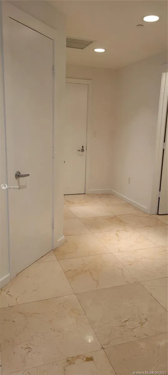 Avenue 1060 Brickell #3020 image #13