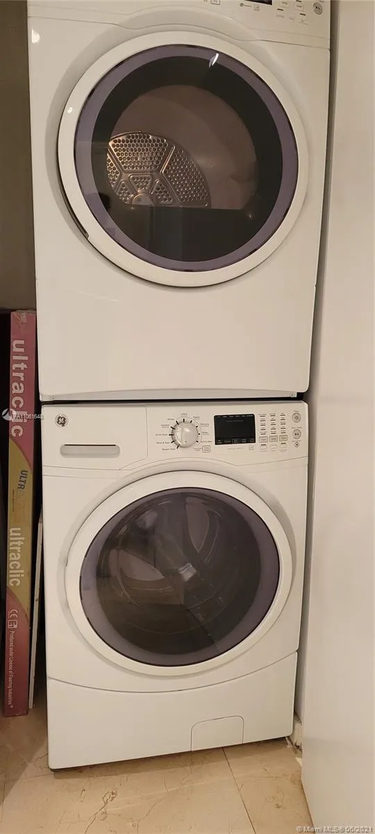 Avenue 1060 Brickell #3020 image #22