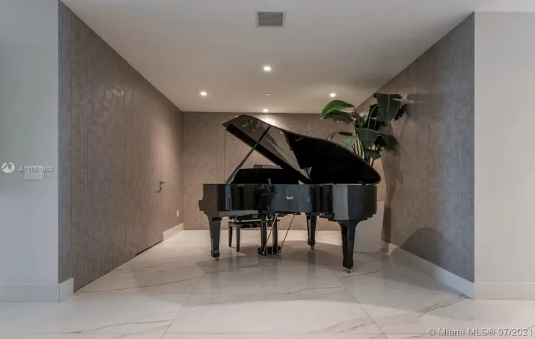 Residences by Armani Casa #1601 image #27