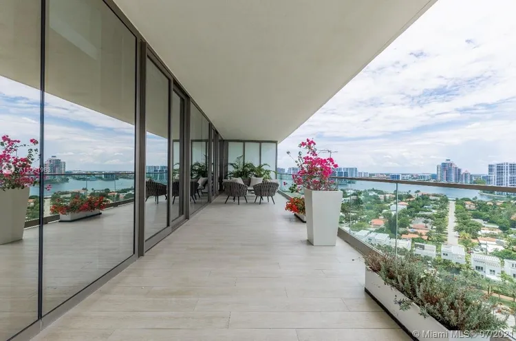 Residences by Armani Casa #1601 image #32