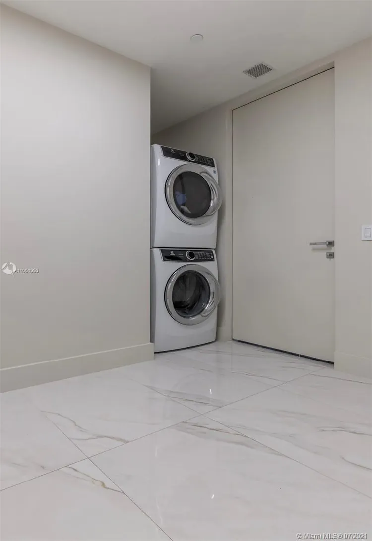 Residences by Armani Casa #1601 image #39