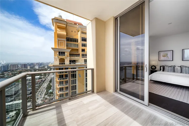 The Mansions at Acqualina #TS39 image #28