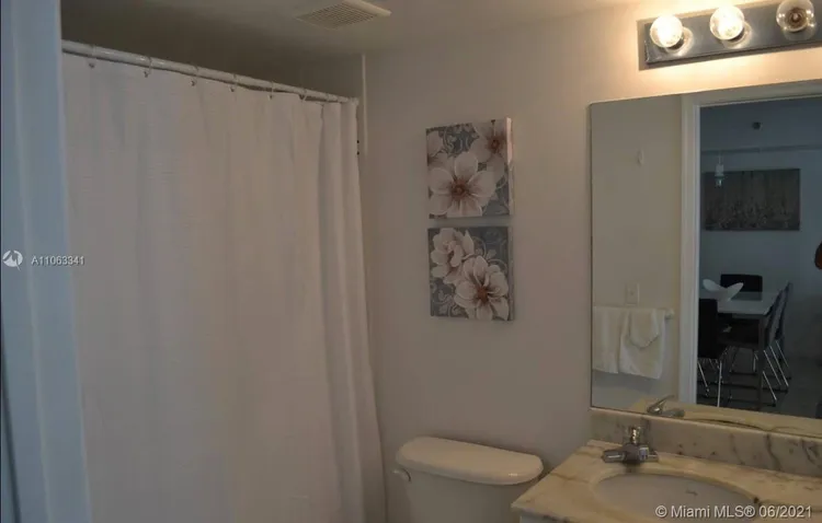 The Club at Brickell #1609 image #13