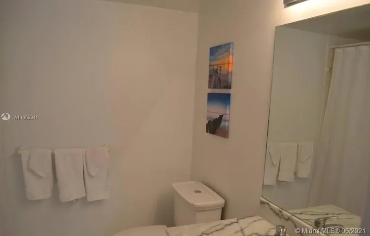 The Club at Brickell #1609 image #15